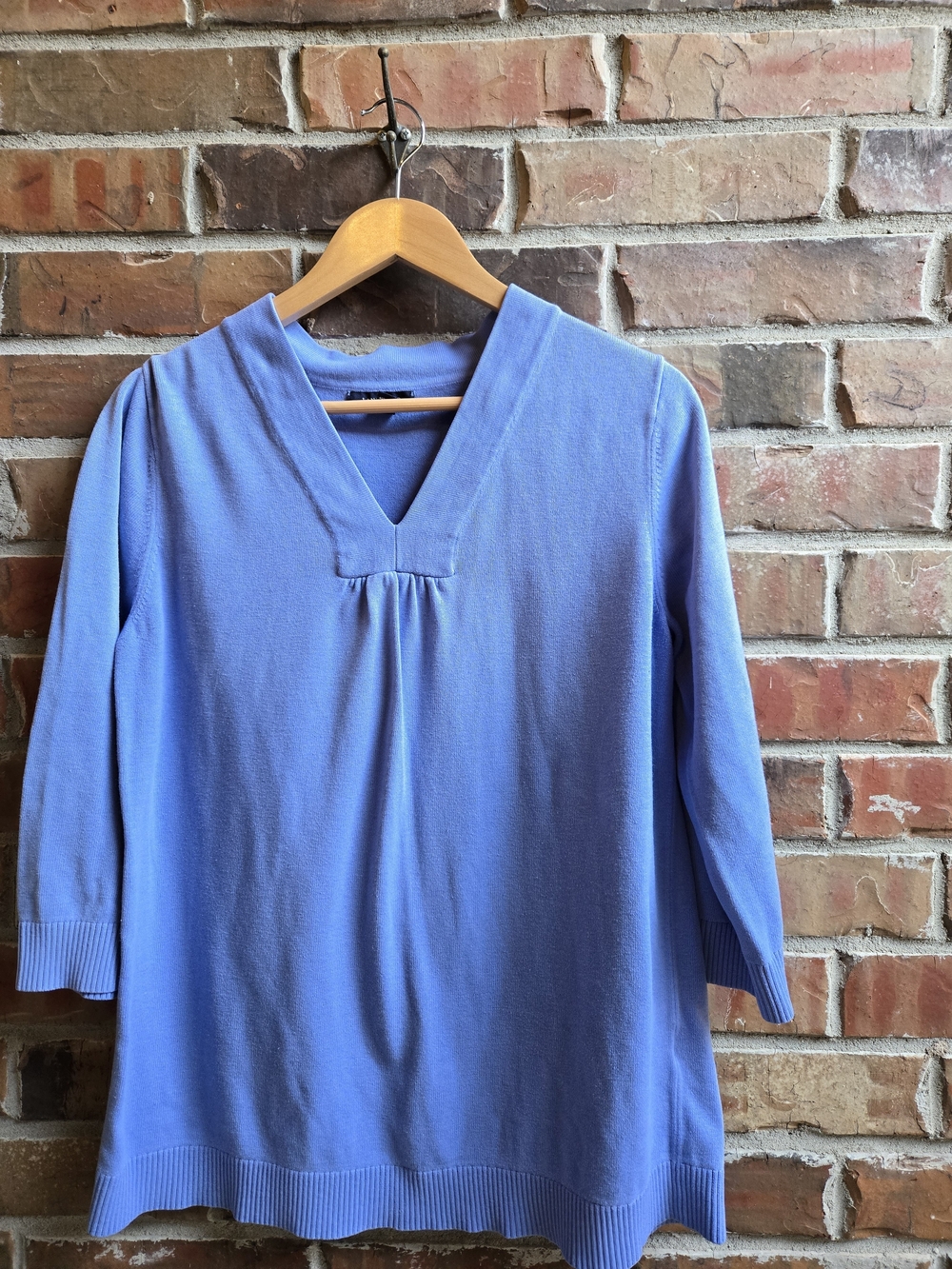 Lands' End Periwinkle V-Neck Three-Quarter Sleeve Sweater Knit Top Comfy Cozy